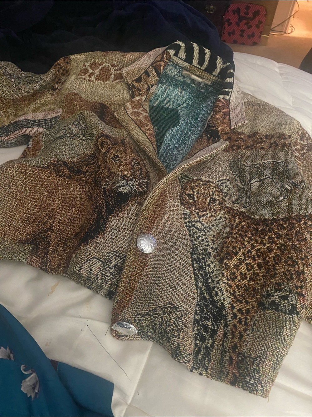 Painty Pony Animal Tapestry Jacket with Lion and Leopard Motif - Earth Tones  L